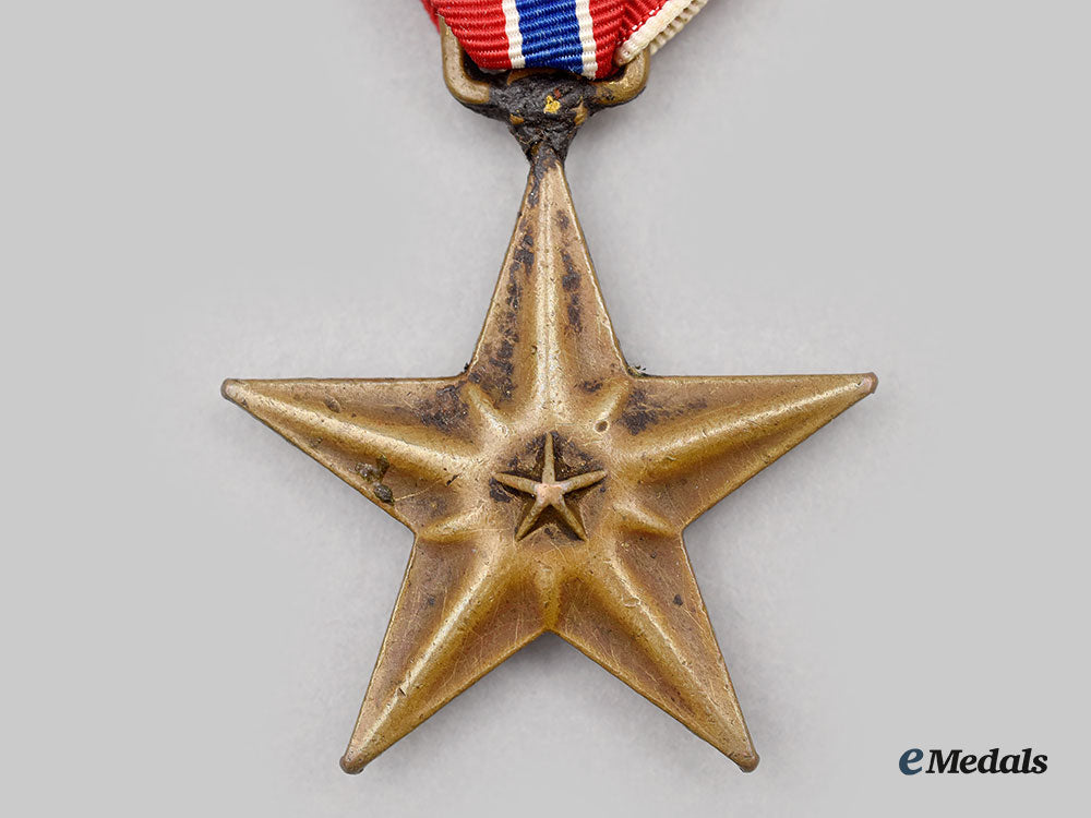 united_states._a_vietnam_war_bronze_star_to_ran_van_tot_l22_mnc7289_545_1