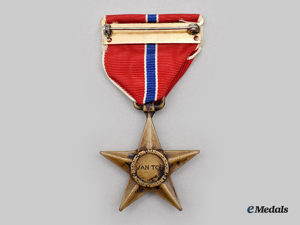 united_states._a_vietnam_war_bronze_star_to_ran_van_tot_l22_mnc7291_546_1