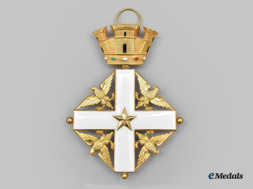 italy,_republic._an_order_of_merit_of_the_italian_republic,_grand_cross_set,_in_gold,_by_e._gardino_succ_cravanzola_l22_mnc7331_279_1