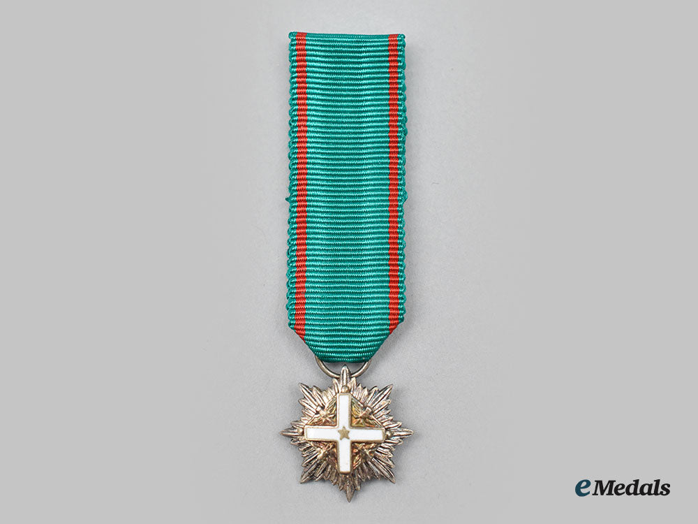 italy,_republic._an_order_of_merit_of_the_italian_republic,_grand_cross_set,_in_gold,_by_e._gardino_succ_cravanzola_l22_mnc7342_281_1