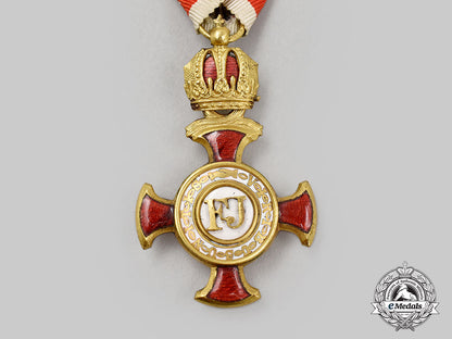 austria,_empire._merit_cross1849,_i_class_gold_cross_with_crown,_third_period(1914-1918)_l22_mnc7354_889