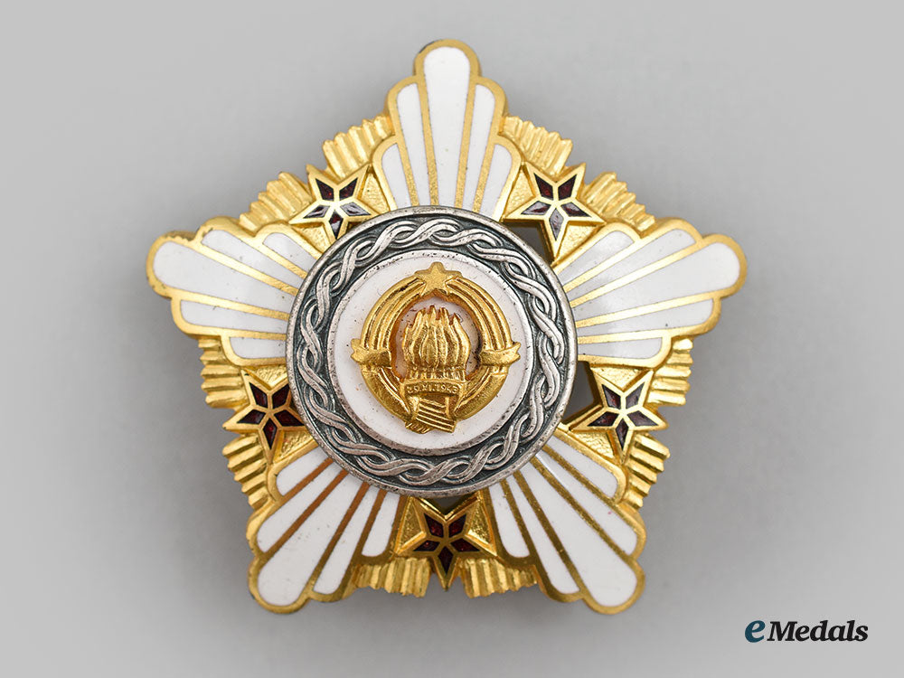 yugoslavia,_socialist_federal_republic._an_order_of_the_republic,_ii_class_with_case_l22_mnc7363_288_1