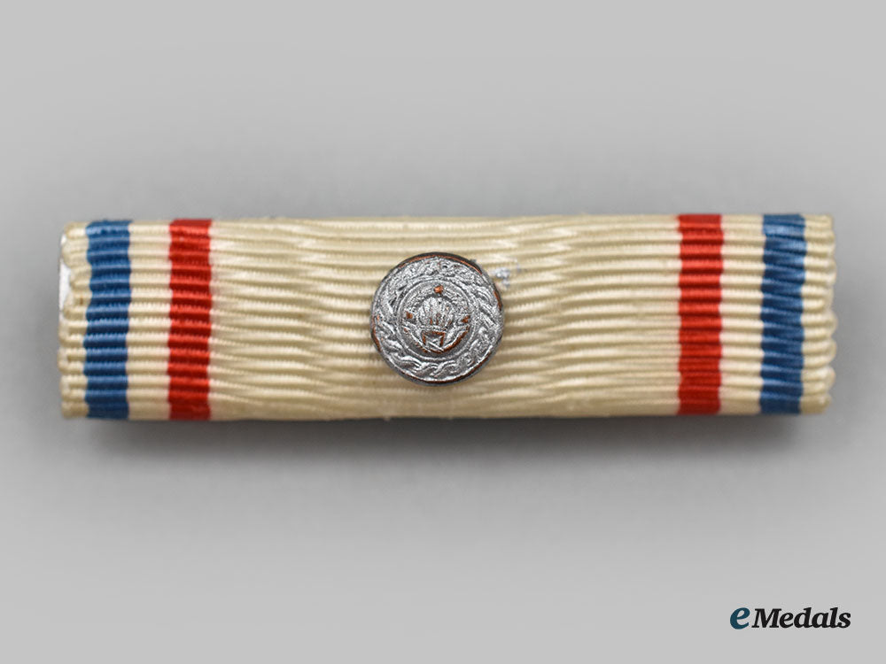 yugoslavia,_socialist_federal_republic._an_order_of_the_republic,_ii_class_with_case_l22_mnc7368_290_1