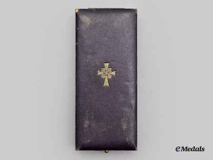 germany,_third_reich._an_honour_cross_of_the_german_mother,_gold_grade_with_case,_by_heinrich_wander_l22_mnc7384_547