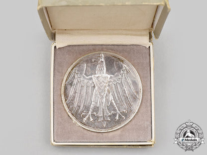 germany,_third_reich._a_life_saving_medal,_with_case,_by_the_prussian_mint_l22_mnc7408_563