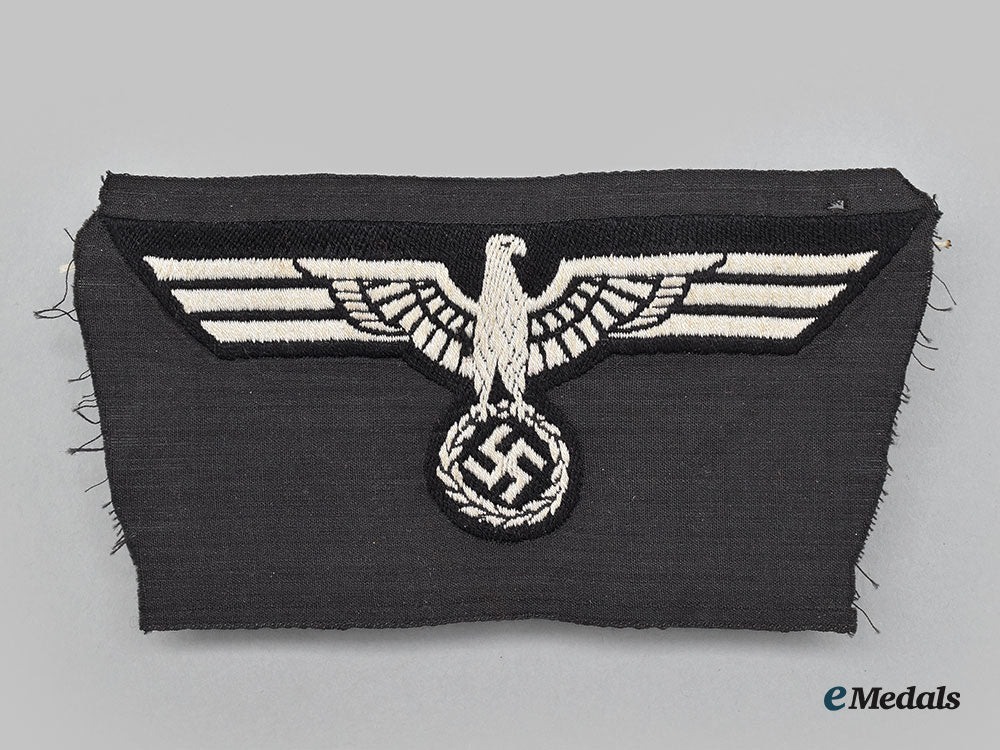 germany,_heer._a_lot_of_panzer_uniform_insignia_l22_mnc7417_301
