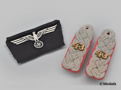 germany,_heer._a_lot_of_panzer_uniform_insignia_l22_mnc7423_303