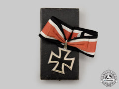 Germany, Federal Republic. A Knight’s Cross Of The Iron Cross, High-Quality Veteran’s Piece With Case, By Steinhauer & Lück