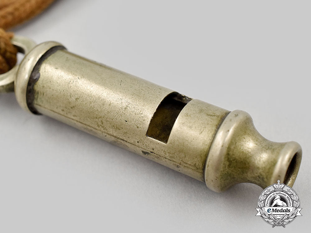 united_kingdom._a_first_war_infantry_trench_whistle_l22_mnc7465_953