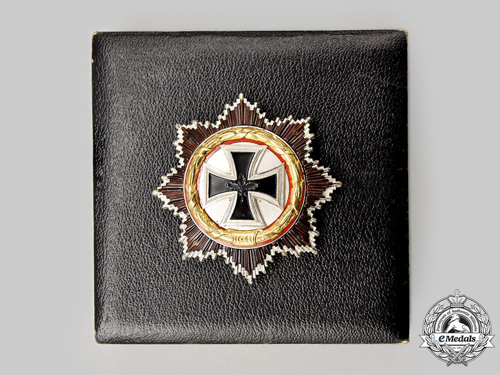 germany,_federal_republic._a_german_cross_in_gold,_with_case,1957_version_l22_mnc7469_814