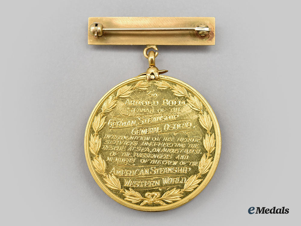 united_states._a_presidential_gold_lifesaving_medal,_german_steamship_general_osorio1931_l22_mnc7475_751