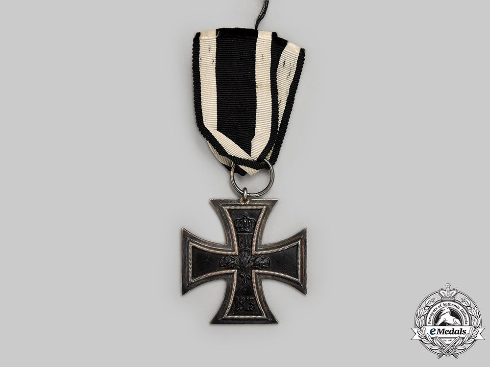 germany,_imperial._a1914_iron_cross_ii_class,_with_case_l22_mnc7481_415_1