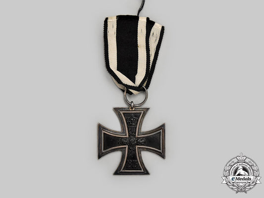germany,_imperial._a1914_iron_cross_ii_class,_with_case_l22_mnc7481_415_1