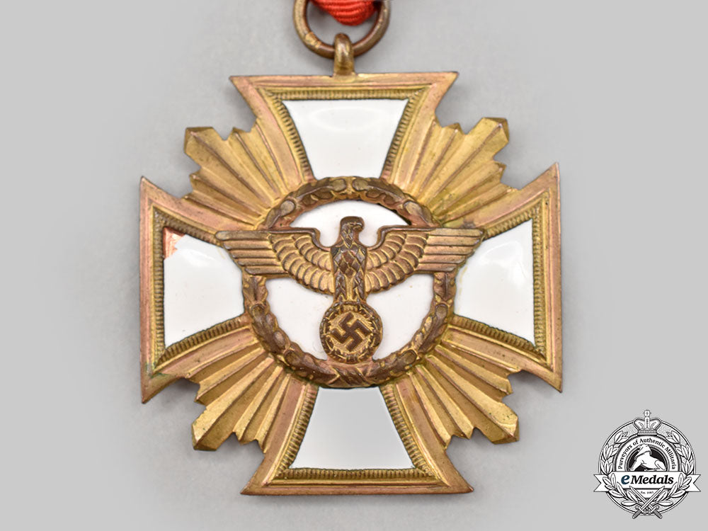 germany,_nsdap._a_long_service_decoration,_i_class_for25_years_l22_mnc7503_594_1
