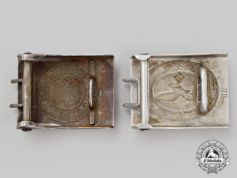 germany,_wehrmacht._a_pair_of_enlisted_personnel_belt_buckles_l22_mnc7558_995