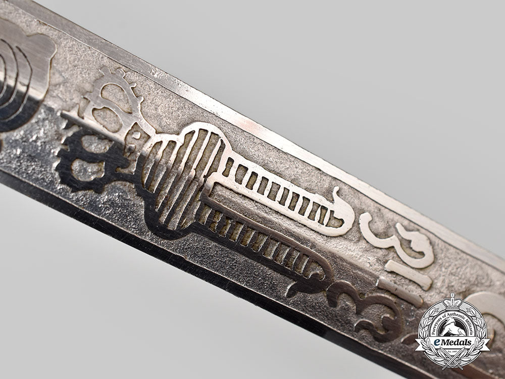 yugoslavia,_kingdom._an_air_force_dress_dagger,_model1937_l22_mnc7587_014