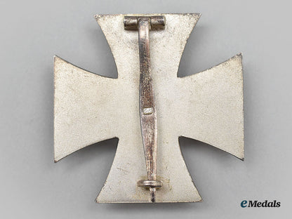 germany,_wehrmacht._a_mint1939_iron_cross_i_class,_with_case,_by_b.h._mayer_l22_mnc7596_361