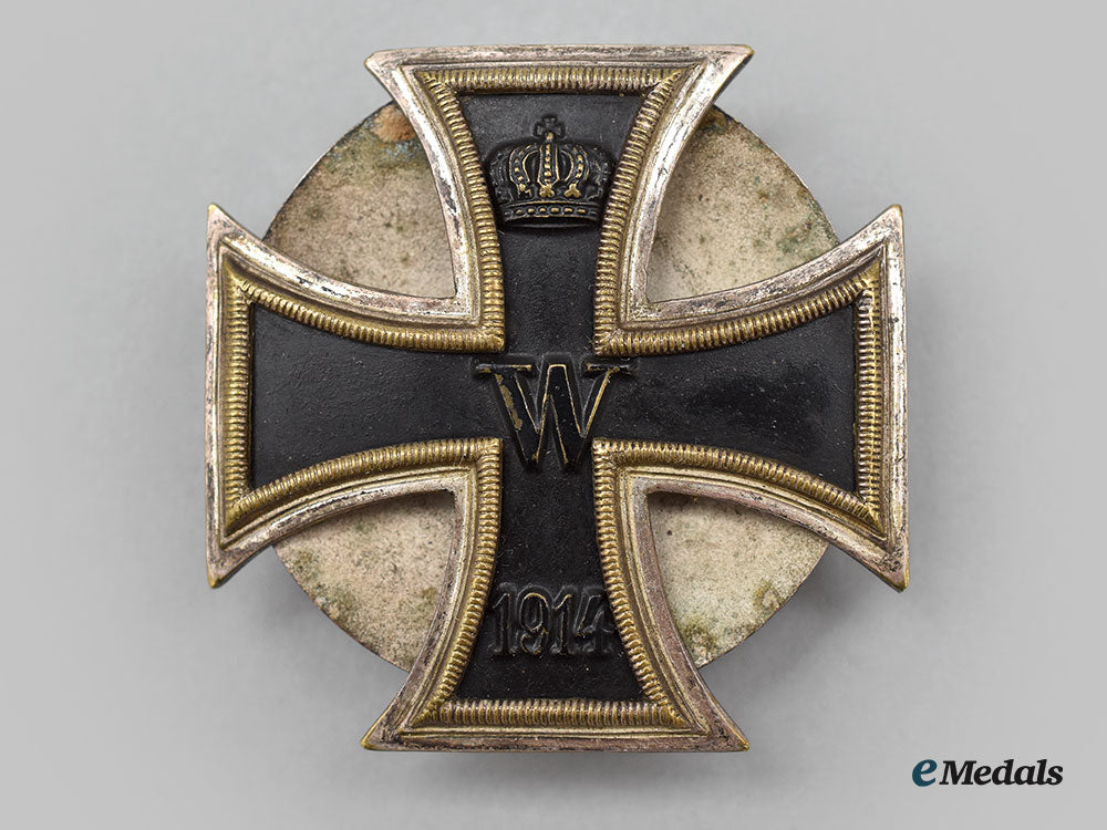 germany,_imperial._a1914_iron_cross_i_class,_brass_core_screwback_version_l22_mnc7690_388
