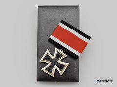 Germany, Federal Republic. A Knight’s Cross Of The Iron Cross, With Case, 1957 Version