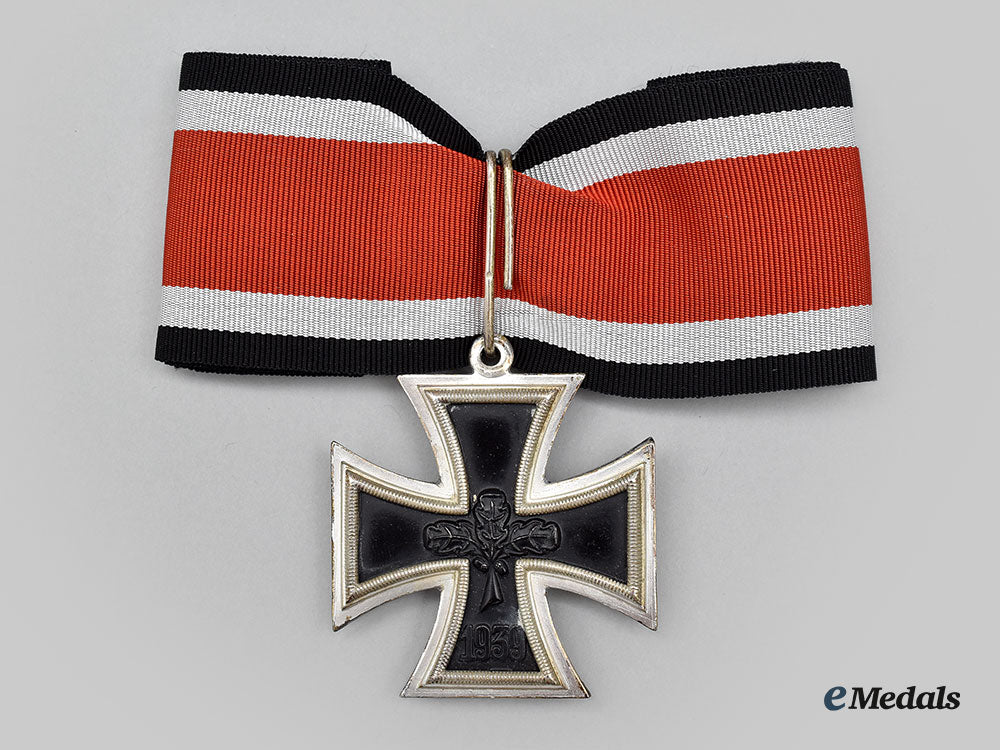 germany,_federal_republic._a_knight’s_cross_of_the_iron_cross,_with_case,1957_version_l22_mnc7742_408