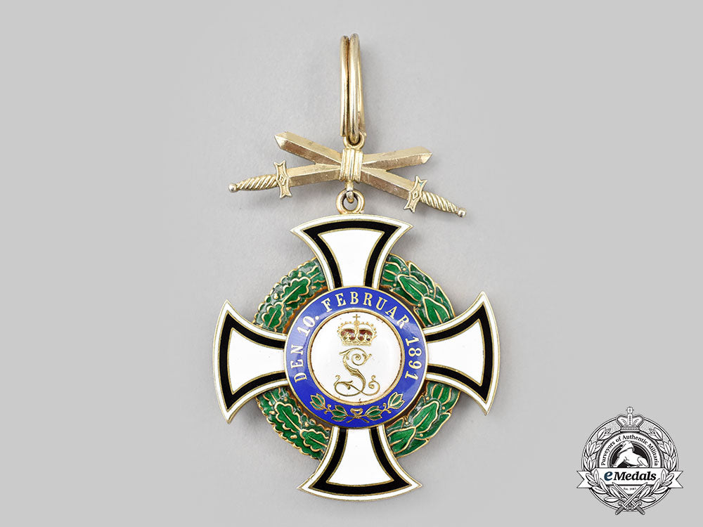 hohenzollern._a_rare_house_order,_honour_commander_cross_in_gold_with_swords_on_ring,_c.1914_l22_mnc7742_708