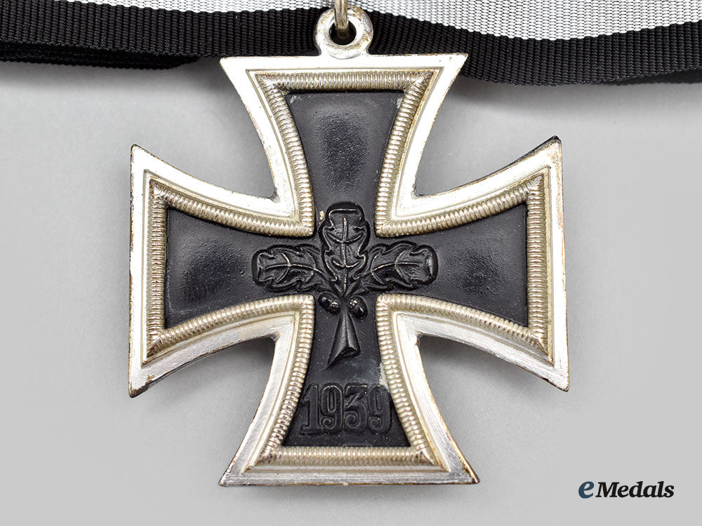 germany,_federal_republic._a_knight’s_cross_of_the_iron_cross,_with_case,1957_version_l22_mnc7743_409