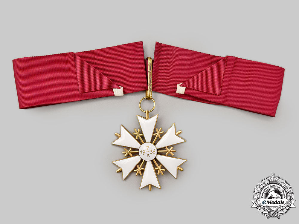 estonia,_republic._an_order_of_the_white_star,_iii_class_cross,_cased,_c.1995_l22_mnc7744_889_1_1_1_1_1_1