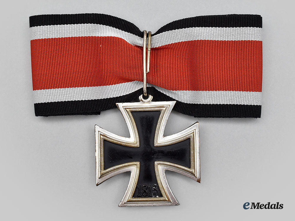 germany,_federal_republic._a_knight’s_cross_of_the_iron_cross,_with_case,1957_version_l22_mnc7753_410