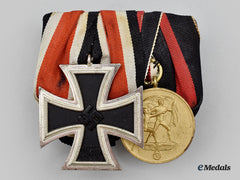 Germany, Wehrmacht. A Ekii Medal Bar For Combat & Occupation Service
