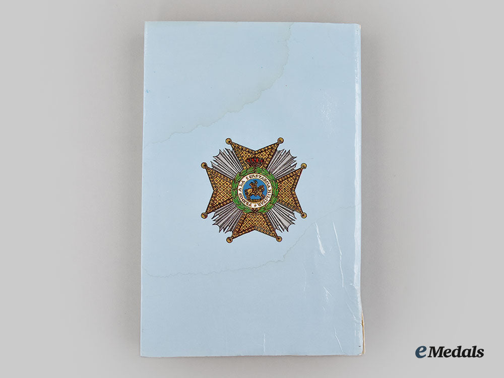 spain,_kingdom._a_condecoraciones_militares_espanolas,_by_luis_gravaols_conzalez_and_jose_luis_calvo_perez,1988_l22_mnc7766_888