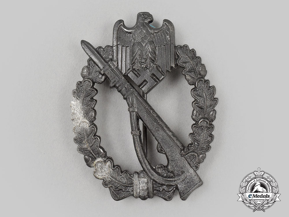 germany,_wehrmacht._an_infantry_assault_badge,_silver_grade,_by_fritz_zimmermann_l22_mnc7783_546
