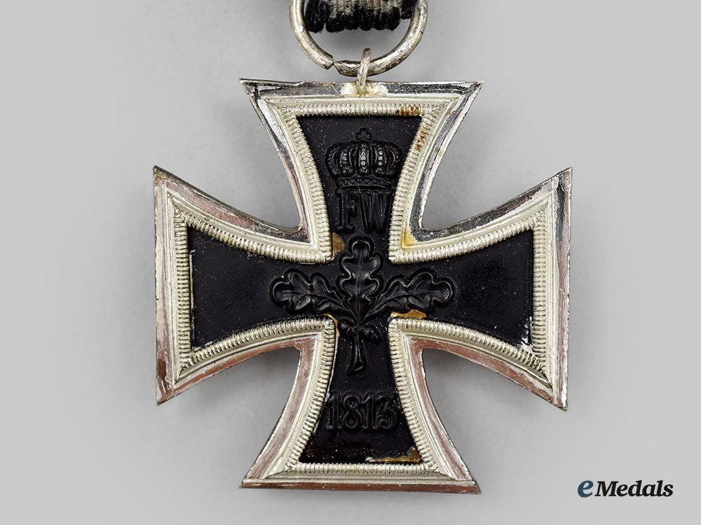 germany,_imperial._a1914_iron_cross_ii_class,_with_case_l22_mnc7809_435_1