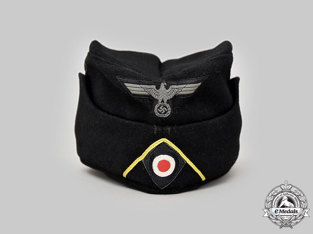 germany,_heer._a_panzer_signals_em/_nco’s_overseas_cap,_by_willy_sprengpfeil_l22_mnc7821_043_1