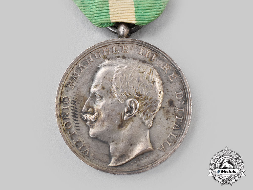 italy,_kingdom._a_medal_for_the_messina_earthquake1908_l22_mnc7851_901_1_1