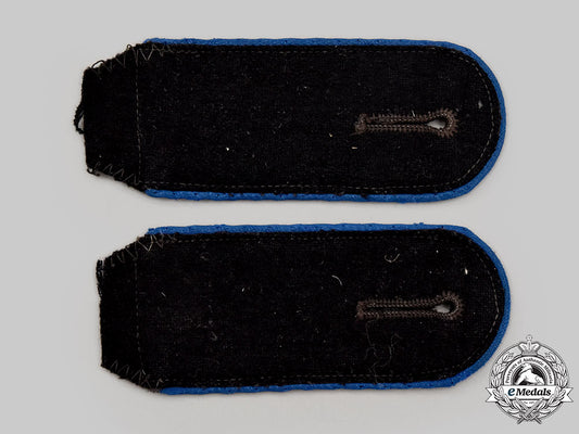 germany,_ss._a_set_of_waffen-_ss_medical_enlisted_personnel_shoulder_straps_l22_mnc7864_059_1_1_1_1_1