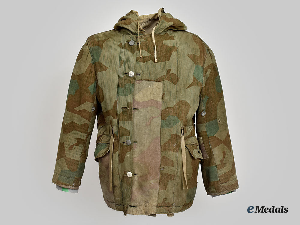 germany,_heer._a_reversible_splinter_pattern_camouflage_winter_parka_l22_mnc7864_476