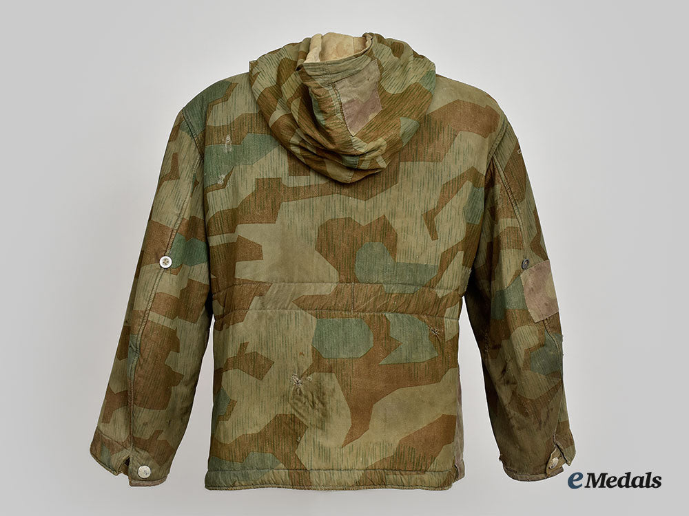germany,_heer._a_reversible_splinter_pattern_camouflage_winter_parka_l22_mnc7867_479