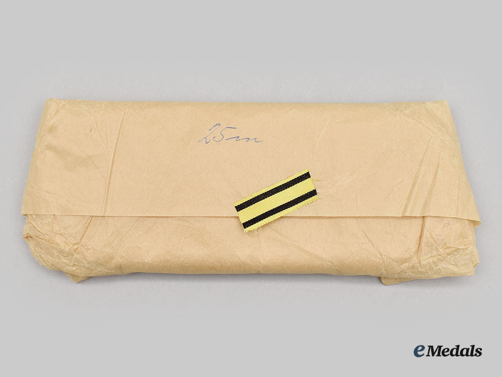 württemberg,_kingdom._an_uncut_length_of_mint_and_unissued_miniature_ribbon_for_the_military_merit_medal_l22_mnc7887_919_1_1_1