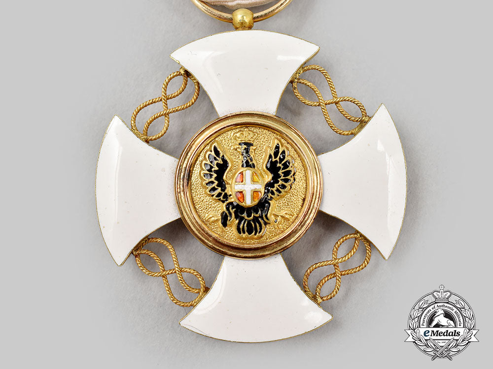 italy,_kingdom._an_order_of_the_crown_of_italy,_v_class_knight,_cased,_c.1880_l22_mnc7906_816_1