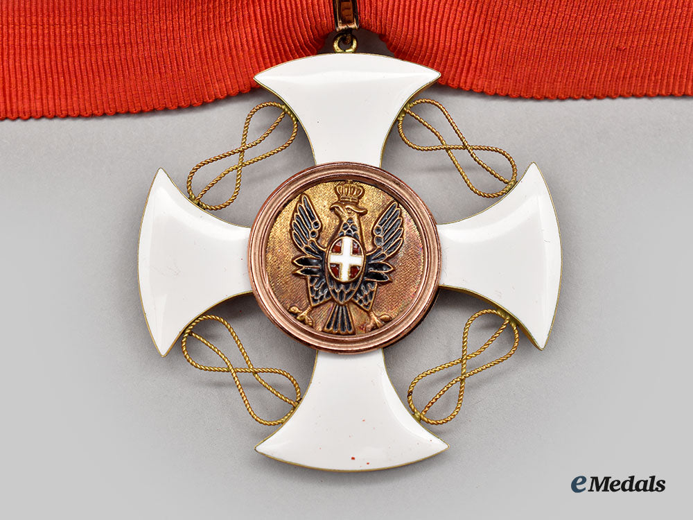 italy,_republic._an_order_of_the_italian_crown,_commander_in_gold,_to_nasa_apollo11_astronaut_buzz_aldrin_l22_mnc7943_131