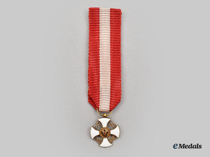 italy,_republic._an_order_of_the_italian_crown,_commander_in_gold,_to_nasa_apollo11_astronaut_buzz_aldrin_l22_mnc7946_133