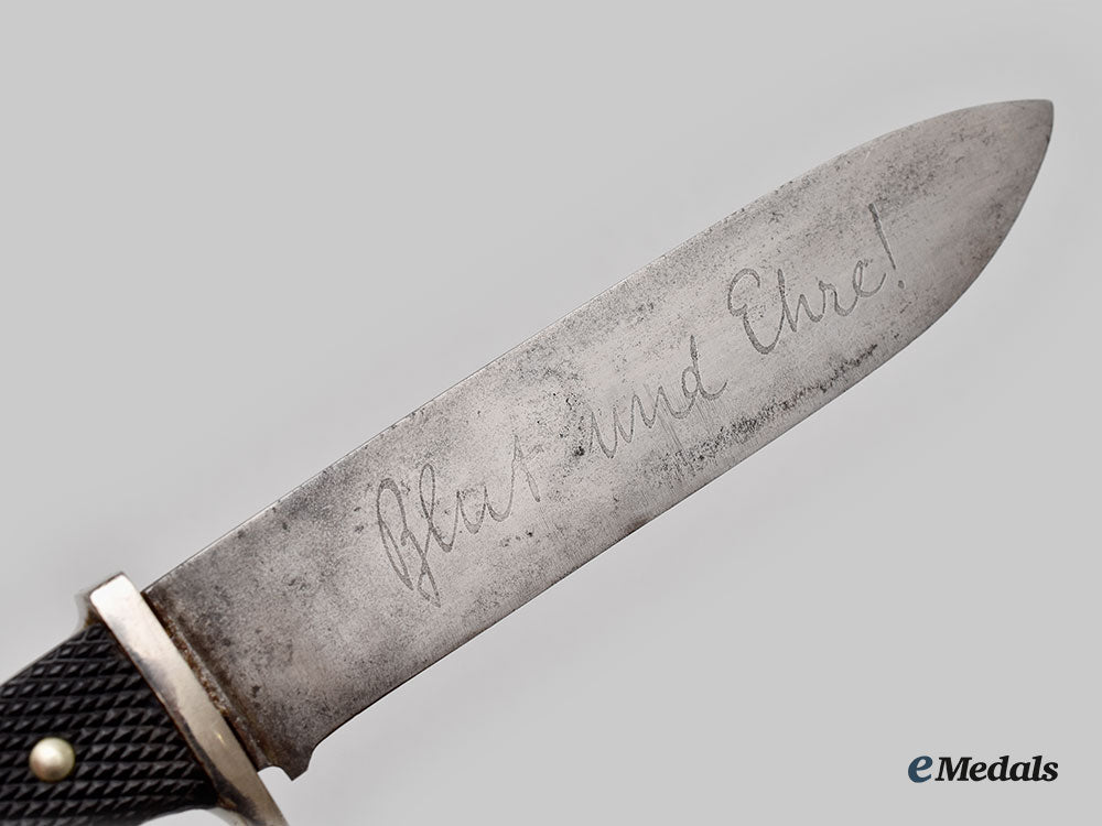 germany,_hj._a_rare_member’s_knife,_by_louis_perlmann_l22_mnc7965_944