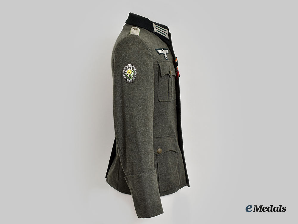 germany,_heer._a_panzergrenadier_leutnant’s_service_tunic_l22_mnc7984_549_1