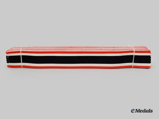germany,_wehrmacht._a_lot_of_mint_and_unissued_war_merit_ii_class_ribbons_l22_mnc7991_957_1