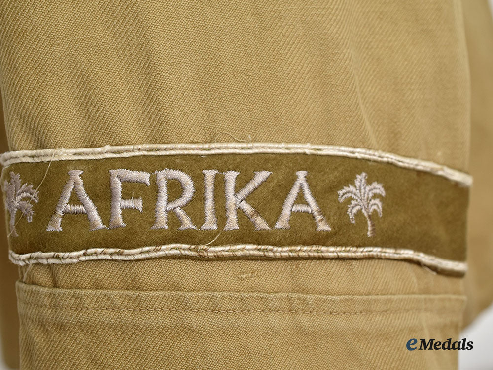 germany,_luftwaffe._a_flight_personnel_leutnant’s_tropical_field_blouse,_north_africa_service_l22_mnc8011_568_1