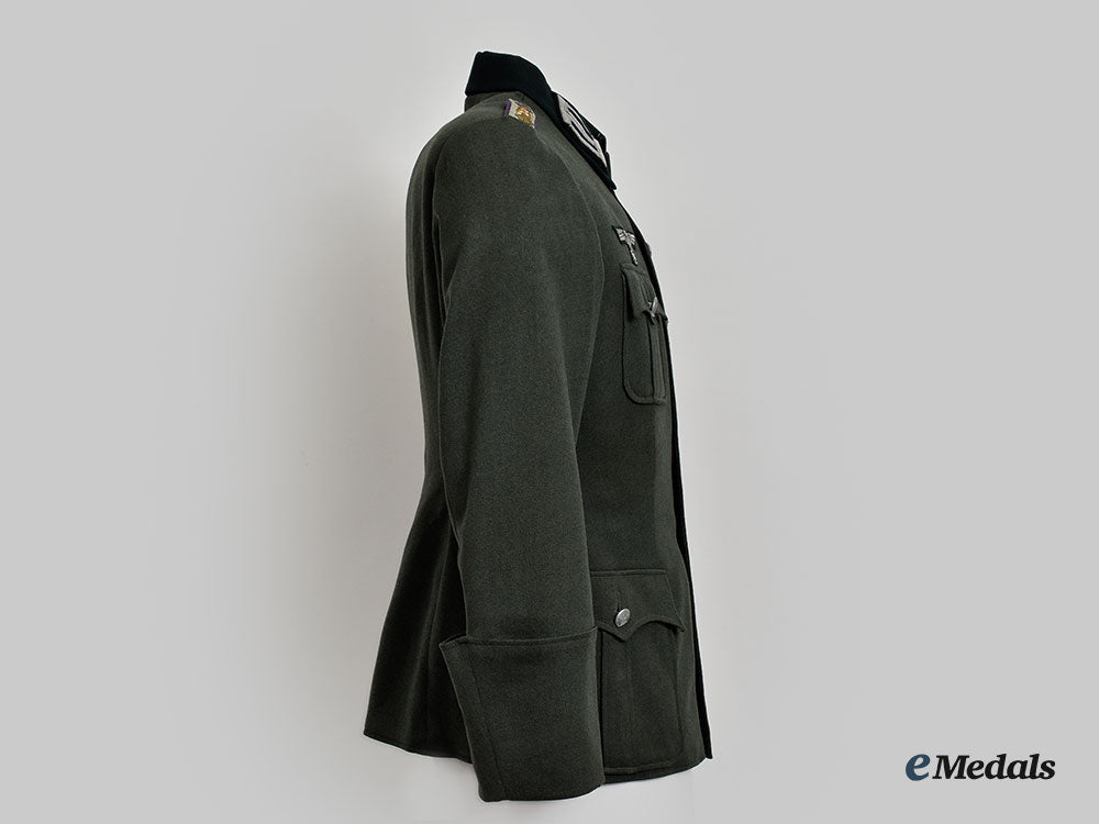 germany,_heer._a_medical_hauptmann’s_field_tunic,_named_example,_by_schneiderei_wittmann_l22_mnc8017_573_1