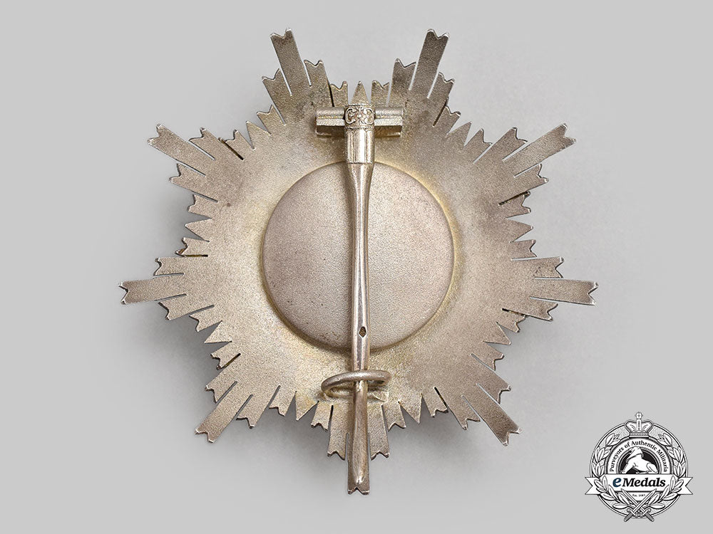 portugal,_kingdom._an_order_of_prince_henry_the_navigator,_grand_cross_breast_star,_by_frederico_da_costa,_c.1960_l22_mnc8026_073_1_1