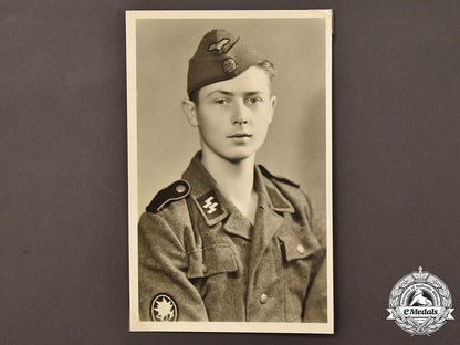 germany,_ss._a_wartime_commemorative_photo_album_l22_mnc8111_147