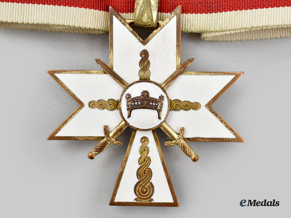 croatia,_independent_state._an_order_of_the_crown_of_king_zvonimir,_i_class_with_swords_for_war_merit_l22_mnc8115_643_1