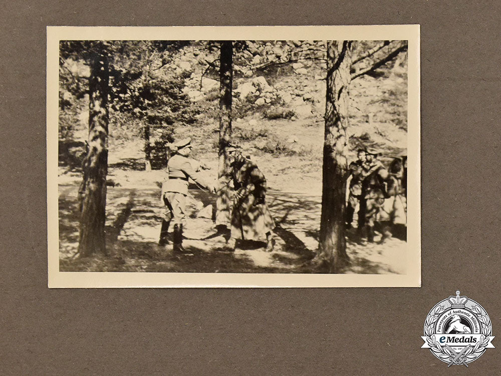 germany,_ss._a_wartime_commemorative_photo_album_l22_mnc8135_171